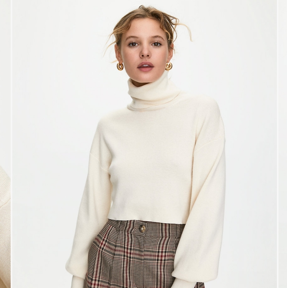 Wilfred Size Medium Cream Cropped Sweater